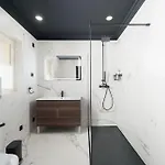 Atlantic Terrace - Coastal Haven Apartment *