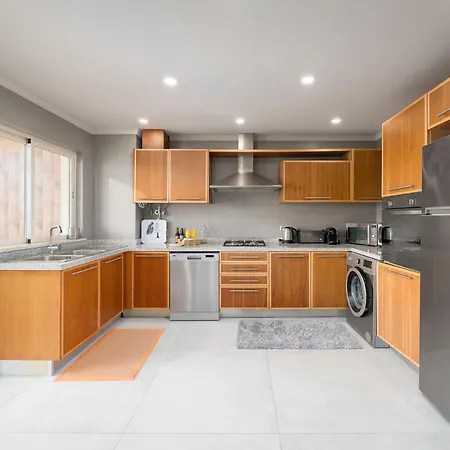 Apartman Terrace With Pool By Homing