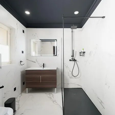 Terrace With Pool By Homing Apartament *