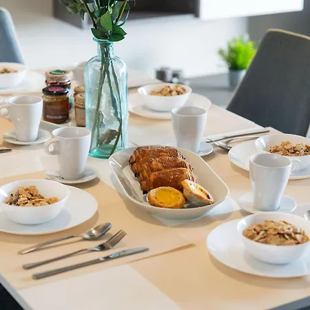 Apartmán Terrace With Pool By Homing Lagos