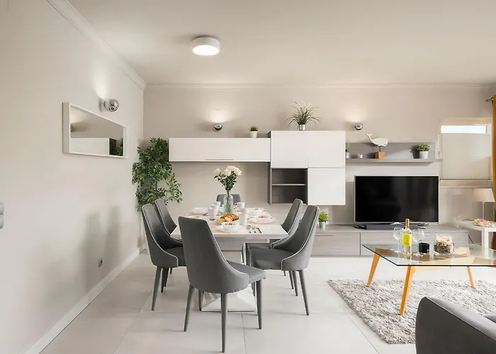 Апартаменты Atlantic Terrace - Coastal Haven Lagos Apartment